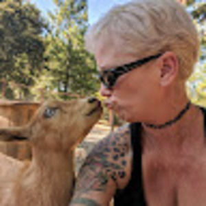 Meet your Posher, Karole